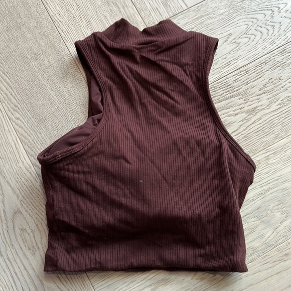 Klassy Network built-in bra mockneck top - Picture 3 of 4